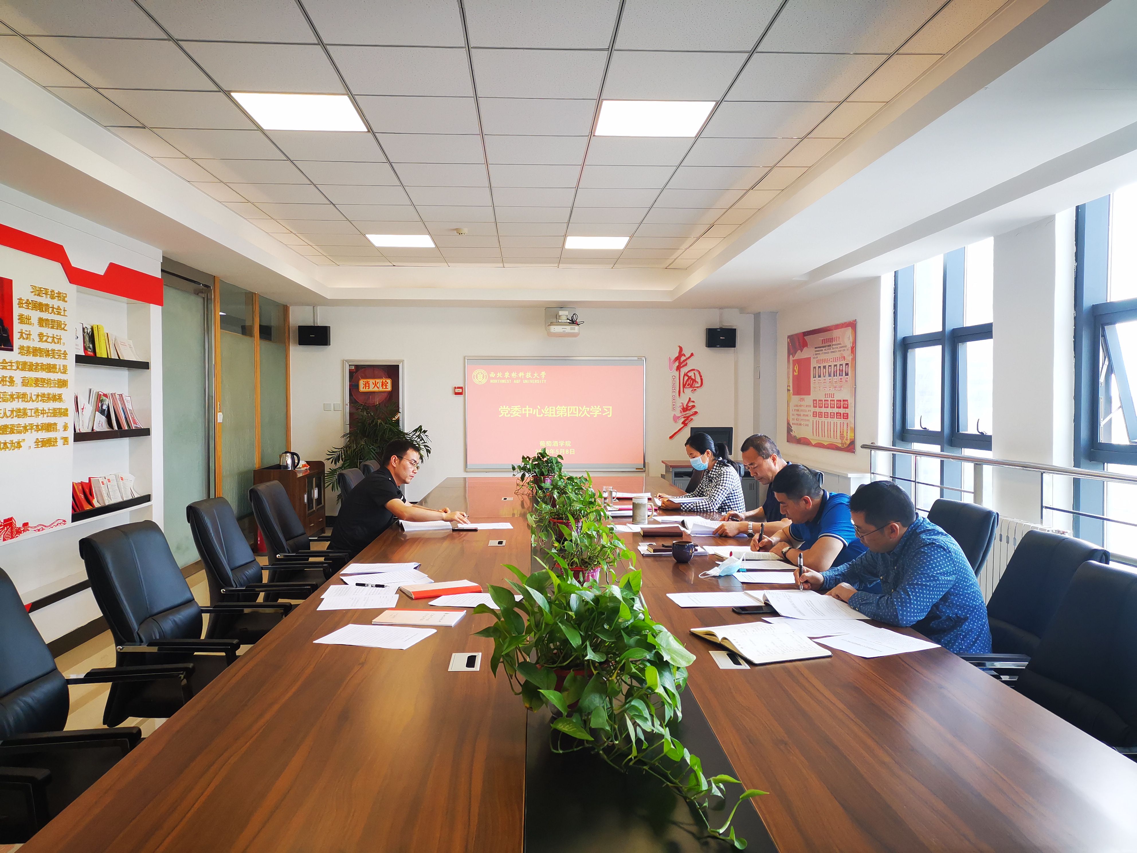 1e375810d1f249ee81d0cb641acf4dda.jpg 1e375810d1f249ee81d0cb641acf4dda.jpg