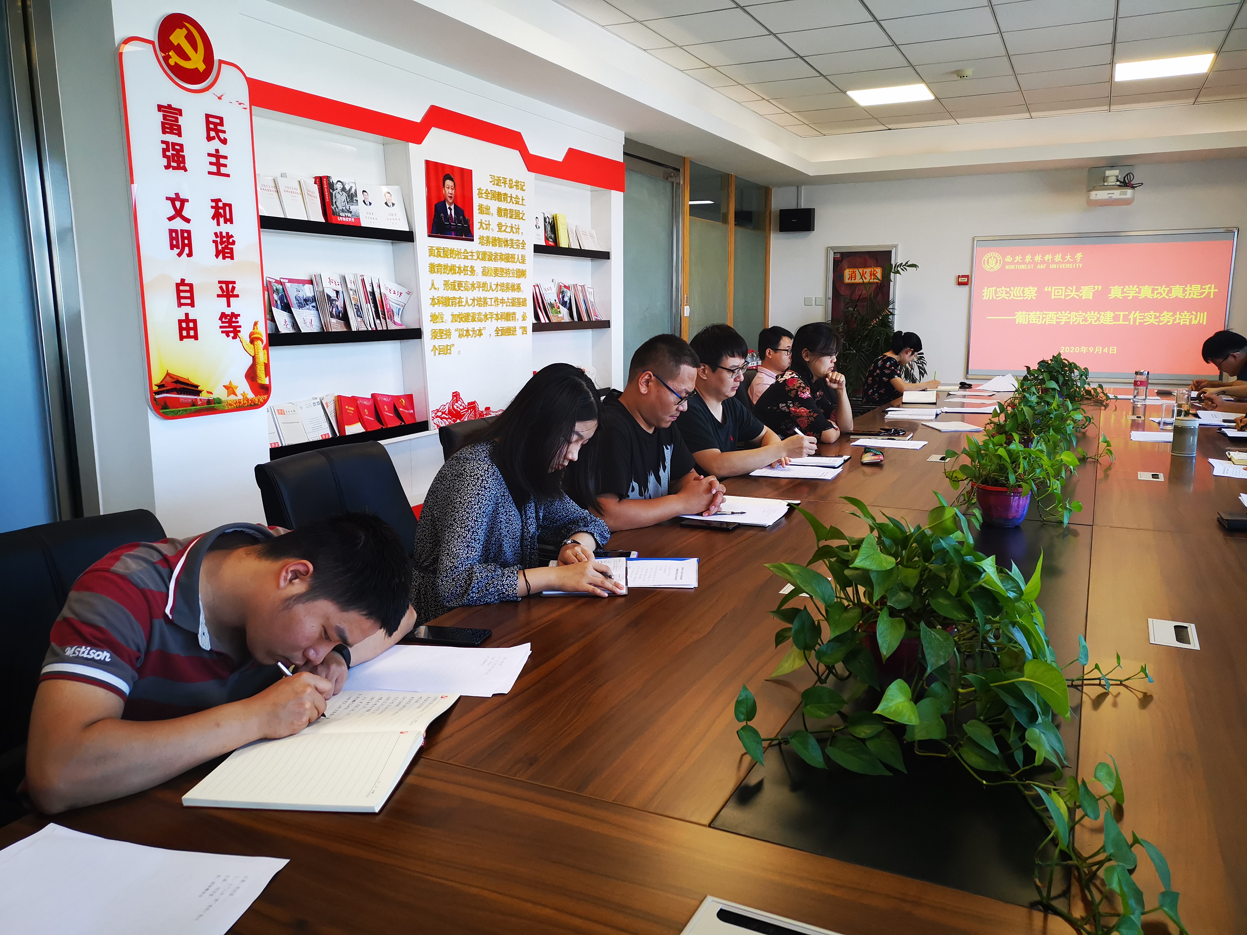 0ce47c042b8d47f6a0516b9912478a30.jpg 0ce47c042b8d47f6a0516b9912478a30.jpg