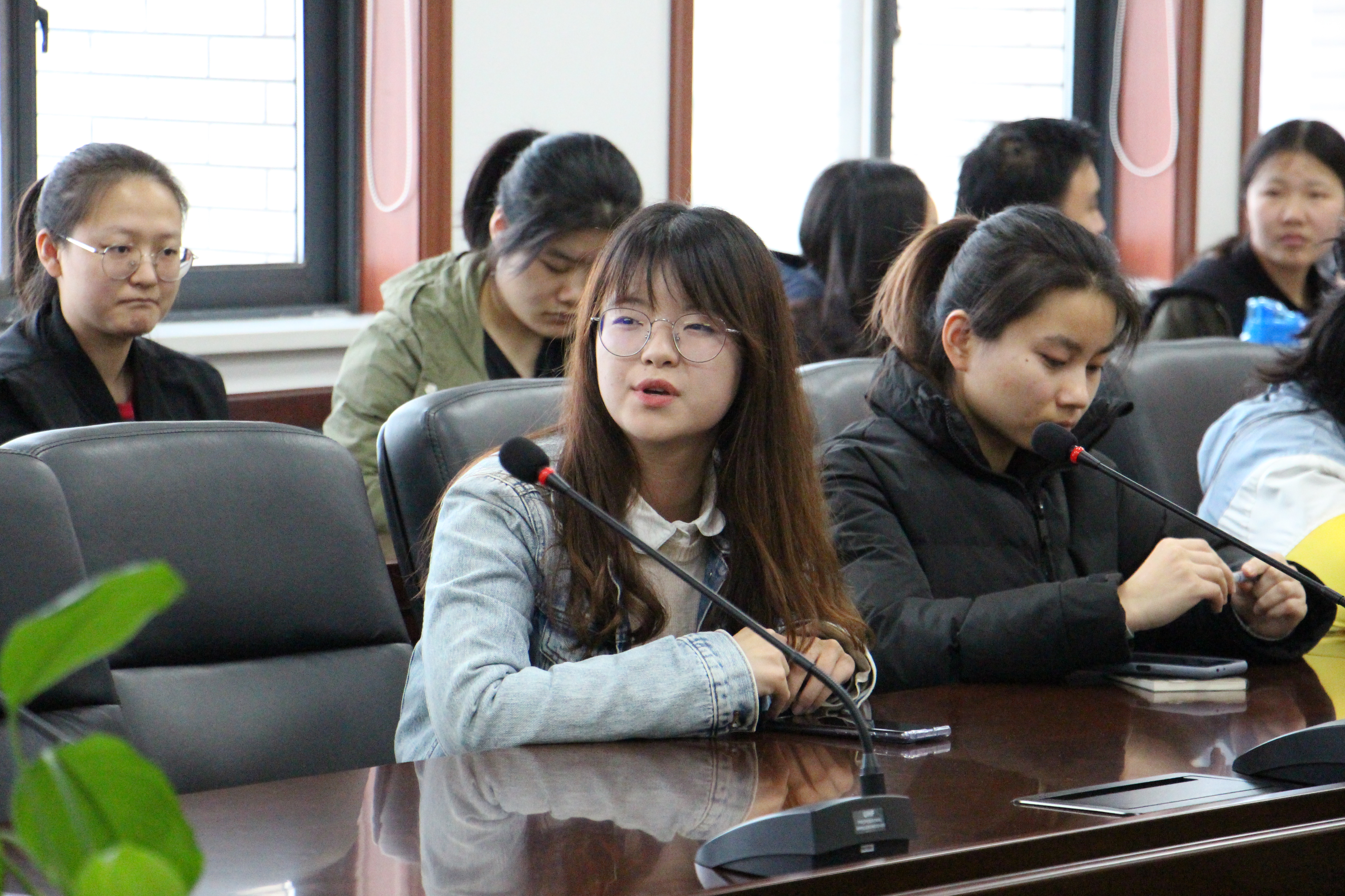 0e41f4fe56fb4898b8dd25300ed845ca.jpg 0e41f4fe56fb4898b8dd25300ed845ca.jpg