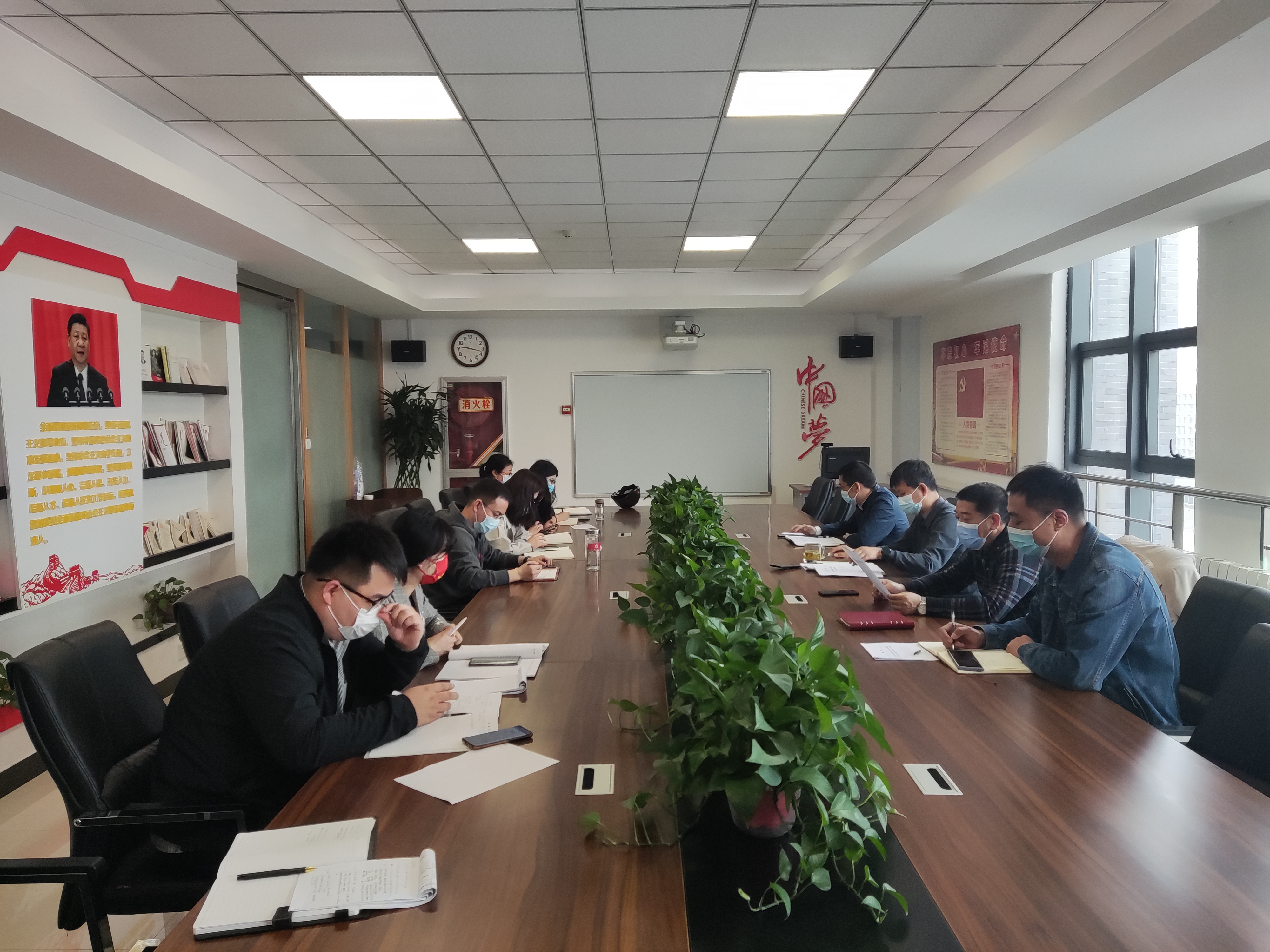 cbec3ec9fda349db981847a4654ed5a8.jpg cbec3ec9fda349db981847a4654ed5a8.jpg