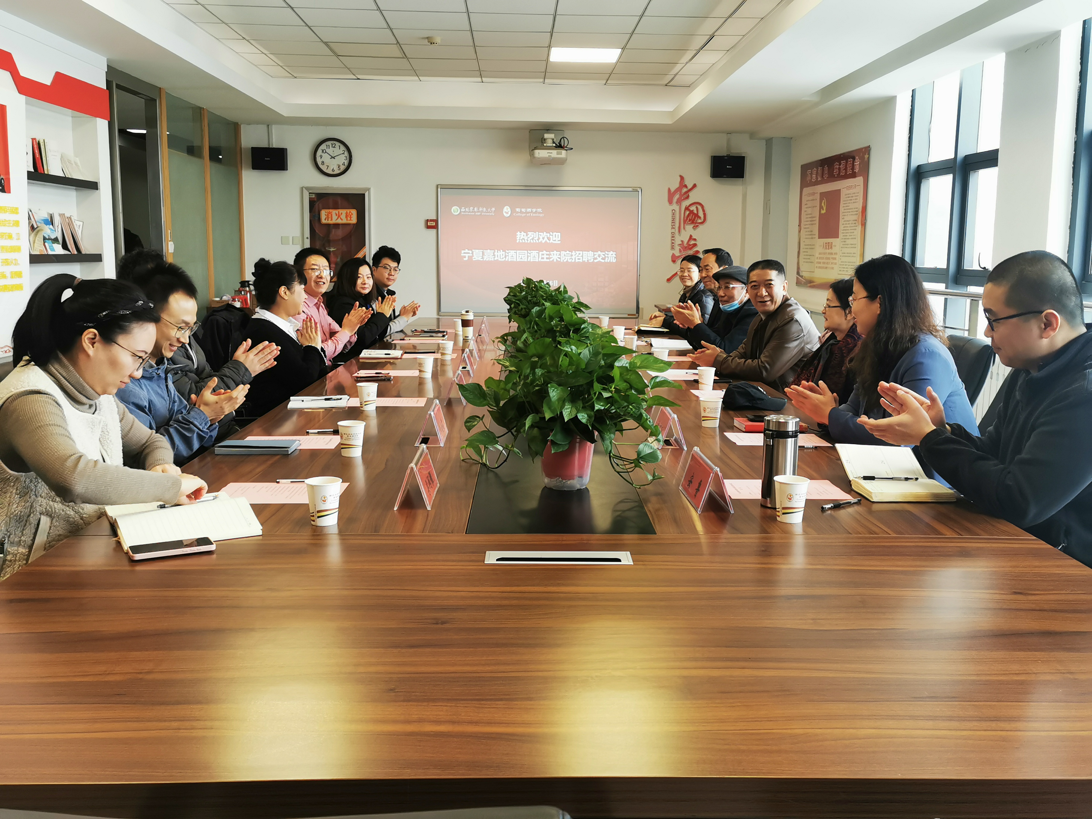 ed5879d14b0c4c19a1832bb656ffa5cb.jpg ed5879d14b0c4c19a1832bb656ffa5cb.jpg