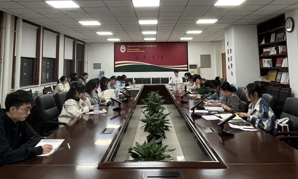 2da9fa8eed2d4a35b5abe0d0a66f2399.jpg 2da9fa8eed2d4a35b5abe0d0a66f2399.jpg