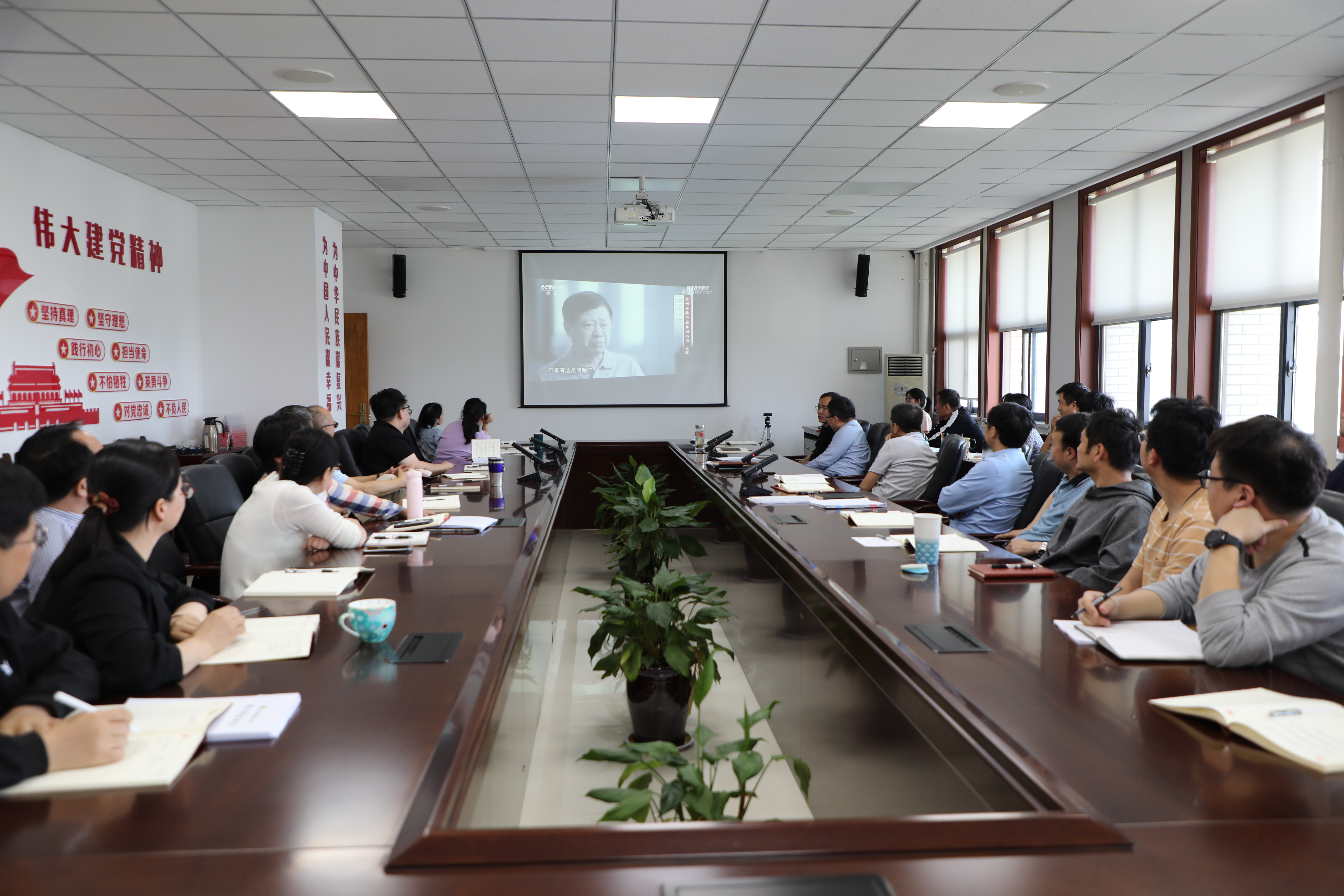 572d62961e0b4dfba31885dd9f890cd6.jpg 572d62961e0b4dfba31885dd9f890cd6.jpg